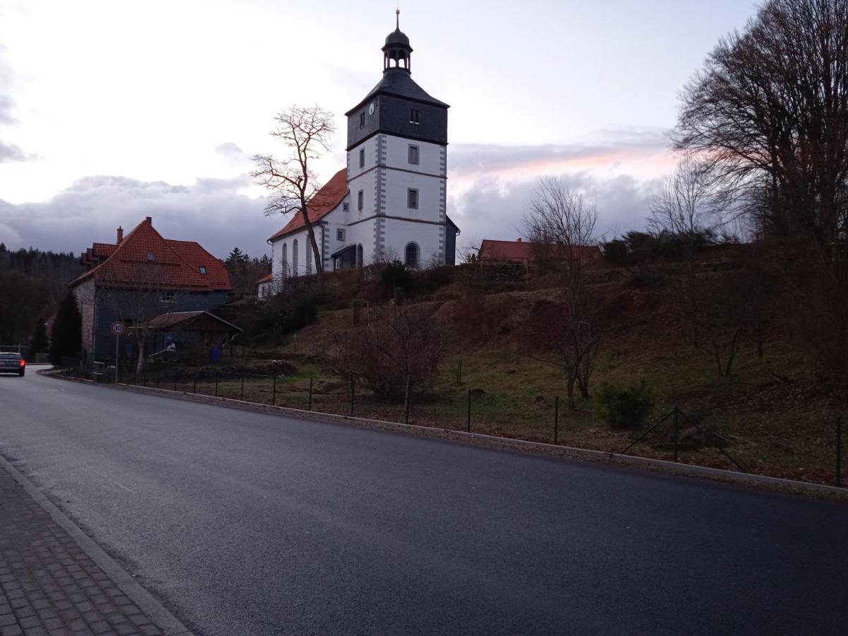 Hotel & Restaurant Zum Adlersberg Schleusingen Экстерьер фото