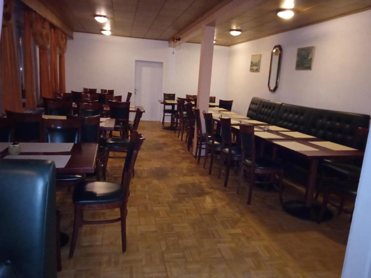 Hotel & Restaurant Zum Adlersberg Schleusingen Экстерьер фото