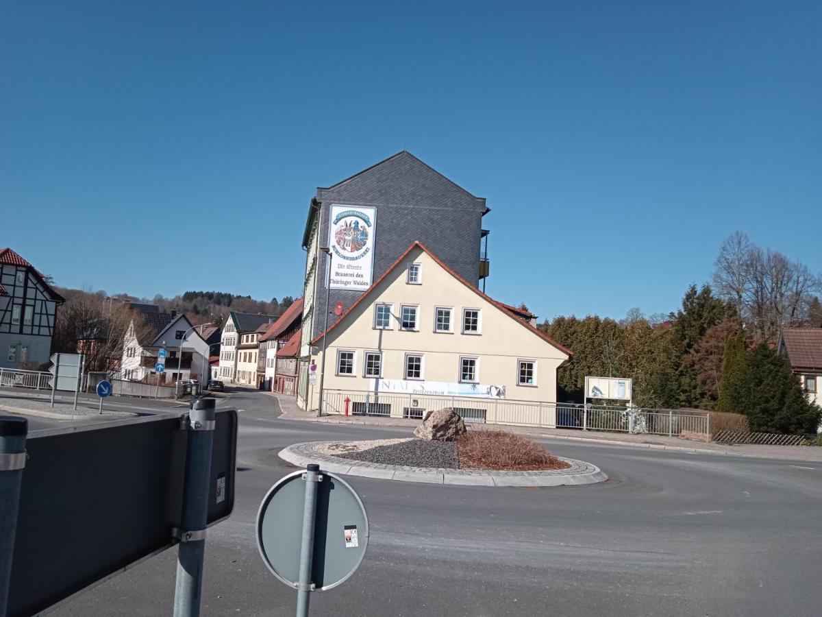 Hotel & Restaurant Zum Adlersberg Schleusingen Экстерьер фото